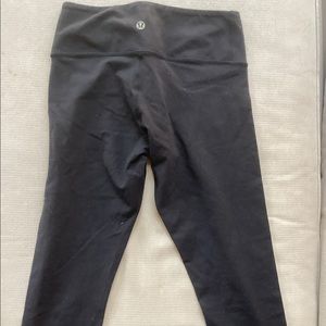 Lululemon cropped leggings